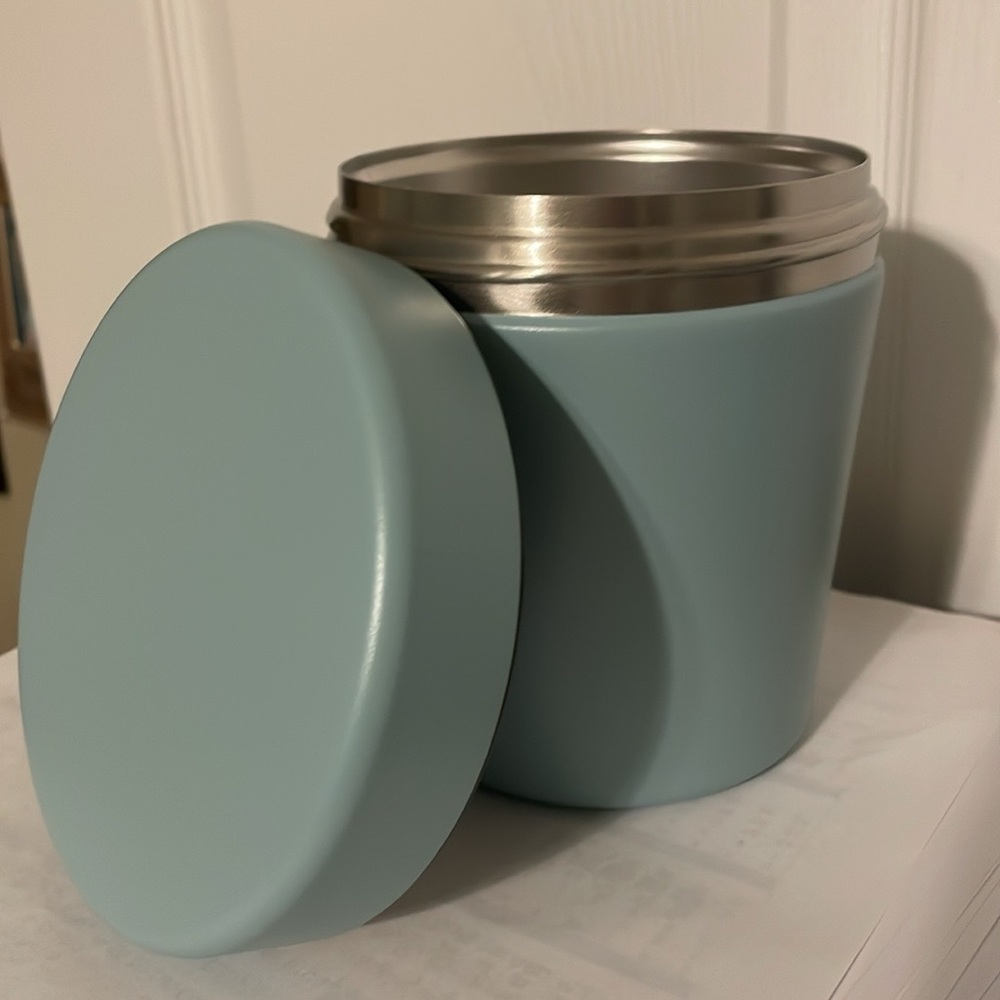 Ice Cream Canteen- Vita Goods Co. 
Turquoise color.